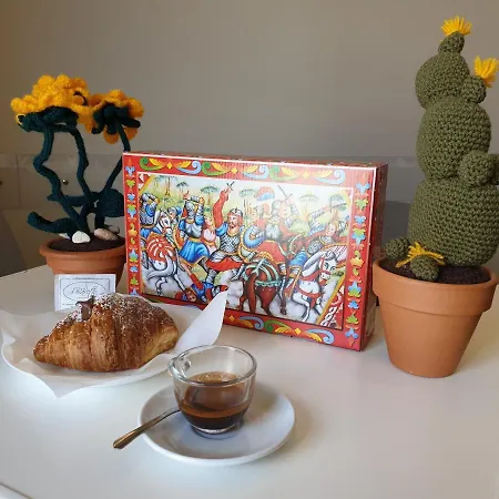 Ciuri Ciuri וילה אוגוסטה